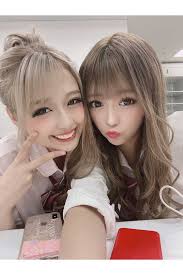 Image result for 17歳の現役女子高生