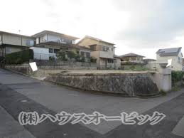 Image result for 中藤2丁目〈売地〉広々426.17㎡（法面含む）上下水道引込済、法面利用価値大、建築条件はございません。お好きなハウスメーカーで建築できます。