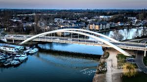 Image result for Bridge Section Walton On Thames Conservative Club