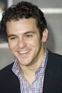 http://www.celebritygossip.com/public/celebrity_pictures/fred_savage_1525_1.jpg