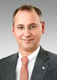 Werner <b>Baumann</b> ist seit dem 1. Januar 2010 Mitglied des Vorstands der Bayer <b>...</b> - baumann_300