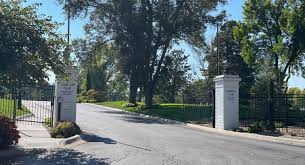 Image result for Lincoln Eastgate Club