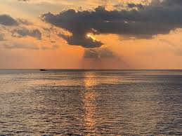 Attēlu rezultāti vaicājumam “anticrepuscular rays”