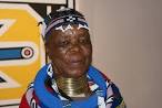 Image 25/35 | Esther Mahlangu - 900900_0_1657669_303110