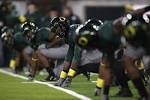 Image opxr-3457-mid.jpg from the OREGON FOOTBALL gallery