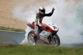 Dario Giuseppetti auf seiner Ducati (IDM) von René Seyfarth - Dario-Giuseppetti-auf-seiner-Ducati-IDM-a18208349