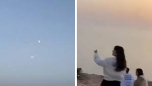 Image result for UFO Ryanair avvista un UFO nel volo Oslo - Bergamo ecco il video in anteprima!!