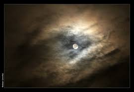 Attēlu rezultāti vaicājumam “Lunar corona”