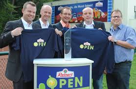 ... Erich Lillteicher (kommissarischer Vizepräsident Sport des Westfälischen Tennis-Verbandes), Jens Pohlmann (Hauptsponsor Reinert, Michael Sommerkamp (2.