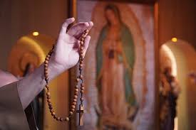 Image result for foto de pessoasrezando