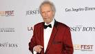 Clint Eastwoods American Sniper Starring Bradley Cooper to Bow.