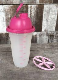 Kuvahaun tulos haulle Tupperware quick shake