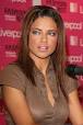La top model Adriana Lima è il