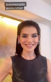 Image result for Bugaboo Cameleon Julianna Margulies