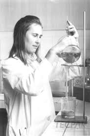 Mila Aguilar, engenheira química realizou importantes pesquisas na ... - 1960-Pesquisador-PS_77-35231c3e08d7b2efd0dc12efec2bf86b