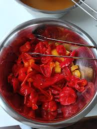 Afbeeldingsresultaat voor peach habanero hot pepper