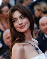 Image result for アンハサウェイ