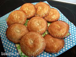 Image result for gevulde koek