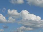 clouds in blue sky (clouds in - via Daymix