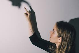 Image result for boala crohn si schizofrenie paranoida