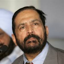 Suresh-Kalmadi New Delhi, Feb 13 : Congress MP from Pune Suresh Kalmadi has urged people not to panic in the wake of the blast at the German Bakery that ... - Suresh-Kalmadi