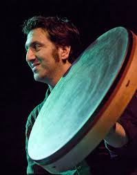 Juni, 11.15 Uhr, spielt unter dem Titel \u0026quot;Rhythms of Life\u0026quot; Murat Coskun mit Rahmentrommeln, Hang, Darbuka und Gesang im Kunstpalais in Badenweiler. - 60744763