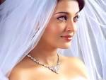 Hot Actress Wallpaper