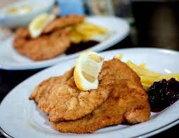 Image result for schnitzel mit pommes