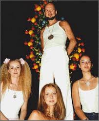 images?q=tbn:ANd9GcR8ETe11dDNo31nBgYPQV6aJ-vBnA0rJjl-cvShhn2tpVtU5riM