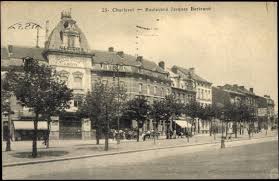 Ansichtskarte / Postkarte Charleroi im Hennegau, Boulevard Jacques Bertrand, Straßenpartie