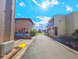 Image result for 立川市栄町4丁目〈新築〉多摩モノレール「立飛」駅徒歩13分　3LDK　リビングイン階段　食洗機　電動シャッター　駐車2台可能　住宅性能表示W取得（設計＋建築）　耐震等級3　長期優良住宅　断熱等級6　