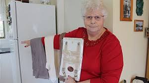 What Margaret knows about pantyhose - ABC Gippsland Vic ... - r1131966_13956030