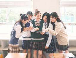 Image result for 17歳の現役女子高生