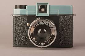 Attēlu rezultāti vaicājumam “Diana camera”