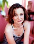 http://british.actress-photo.com/wp-content/gallery/EmilyWatson/EmilyWatson-24.jpg