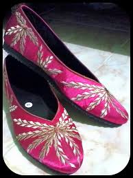 Sepatu Bordir Bangil Motif Padi Merah, Jual Sepatu Bordir Bali ...