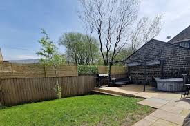 Image result for Saddleworth Sac