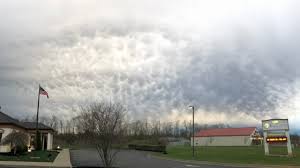 Attēlu rezultāti vaicājumam “Mammatus”