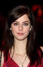 http://static.tumblr.com/coph7g1/gCsm1jpgm/kaya-scodelario-hairstyles.jpg