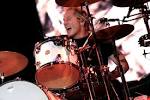 http://upload.wikimedia.org/wikipedia/commons/5/56/Matt_Sorum_(457434291).jpg