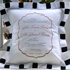 Vaizdo rezultatas pagal užklausą „wedding pillows“