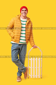 Картинки по запросу Молодой человек в шапке