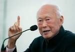 Thousands offer hope to Singapores ailing former leader, Lee Kuan Yew