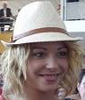 http://upload.wikimedia.org/wikipedia/commons/thumb/1/18/Dounia_Coesens_02-06-2011.jpg/220px-Dounia_Coesens_02-06-2011.jpg