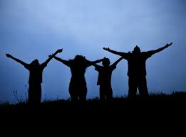 Image result for foto de pessoasrezando