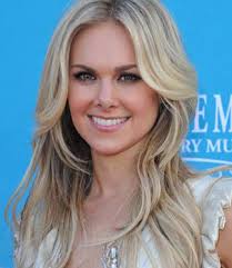 Laura Bell Bundy – Das How I Met Your Mother-Wiki - Ted, Robin ...