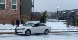 WATCH: Ice makes Memphis roads impassable | News | fox13memphis.com