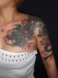 乳房　刺青|龍の刺青、女性胸 | 女性の和彫りや洋彫りの刺青タトゥー girls ...