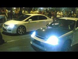 Balap Mobil Liar memperlihatkan atraksi Mobil Sport - YouTube