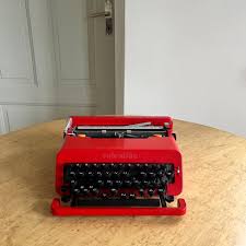 Afbeeldingsresultaat voor sottsass typewriter